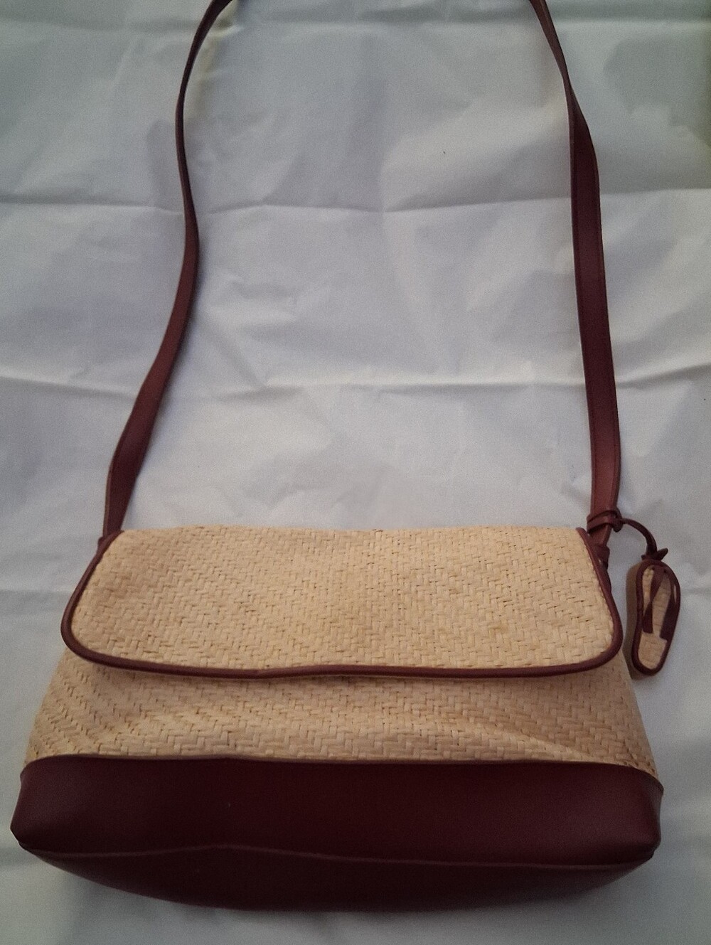 Vintage Etienne Aigner Tan Straw and Amber Vegan Leather Handbag w/Shoe Charm